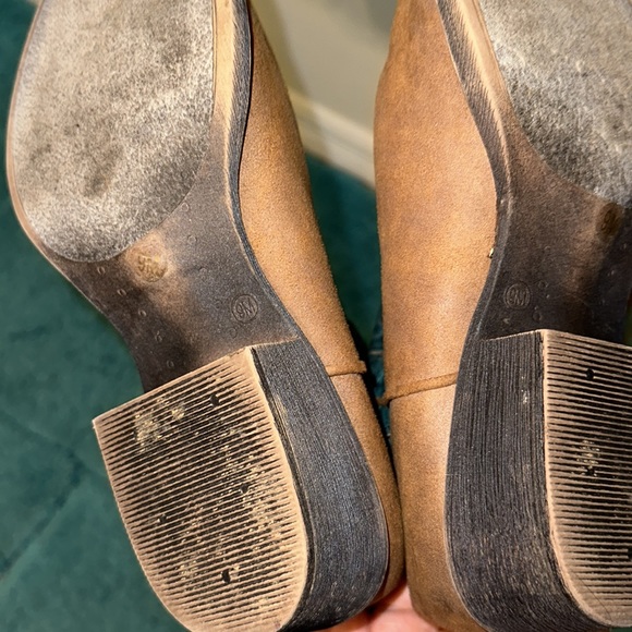 Women’s boots, 9 M - Picture 8 of 11